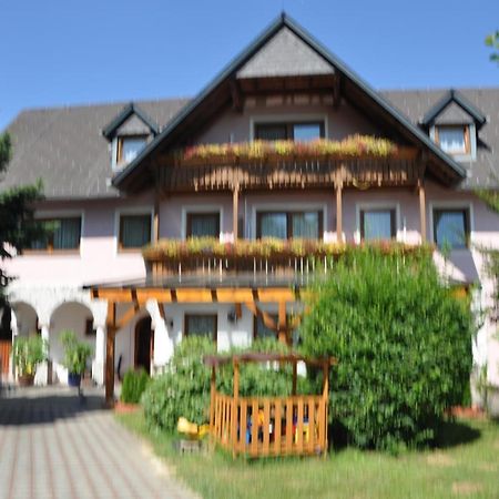 Hotel Arkadenhof Loipersdorf bei Fürstenfeld Exterior photo