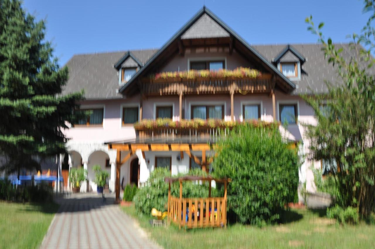 Hotel Arkadenhof Loipersdorf bei Fürstenfeld Exterior photo